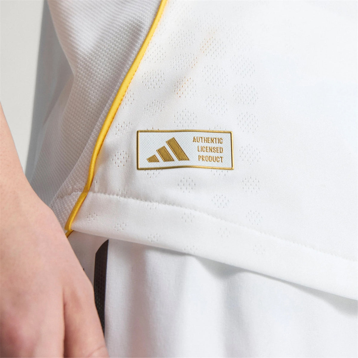adidas Real Madrid Authentic Home Jersey 25/26 (White)